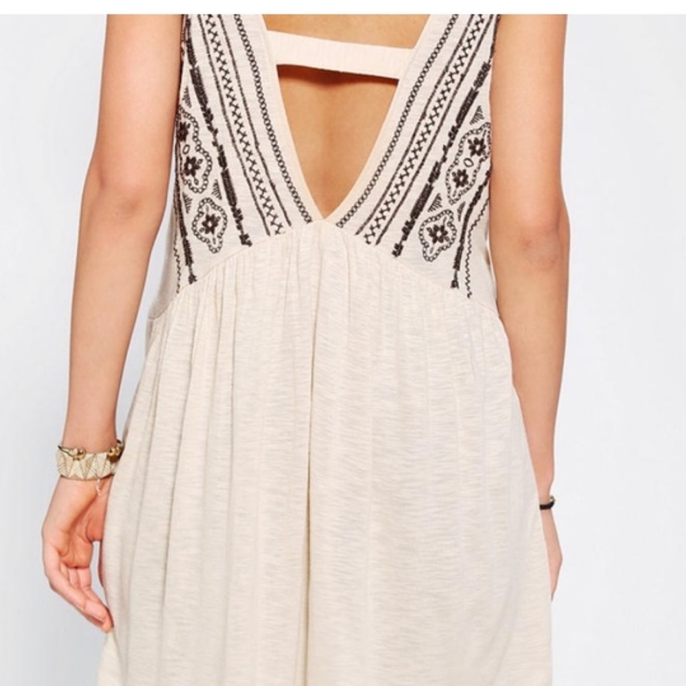 Ecote fun flowy tank top